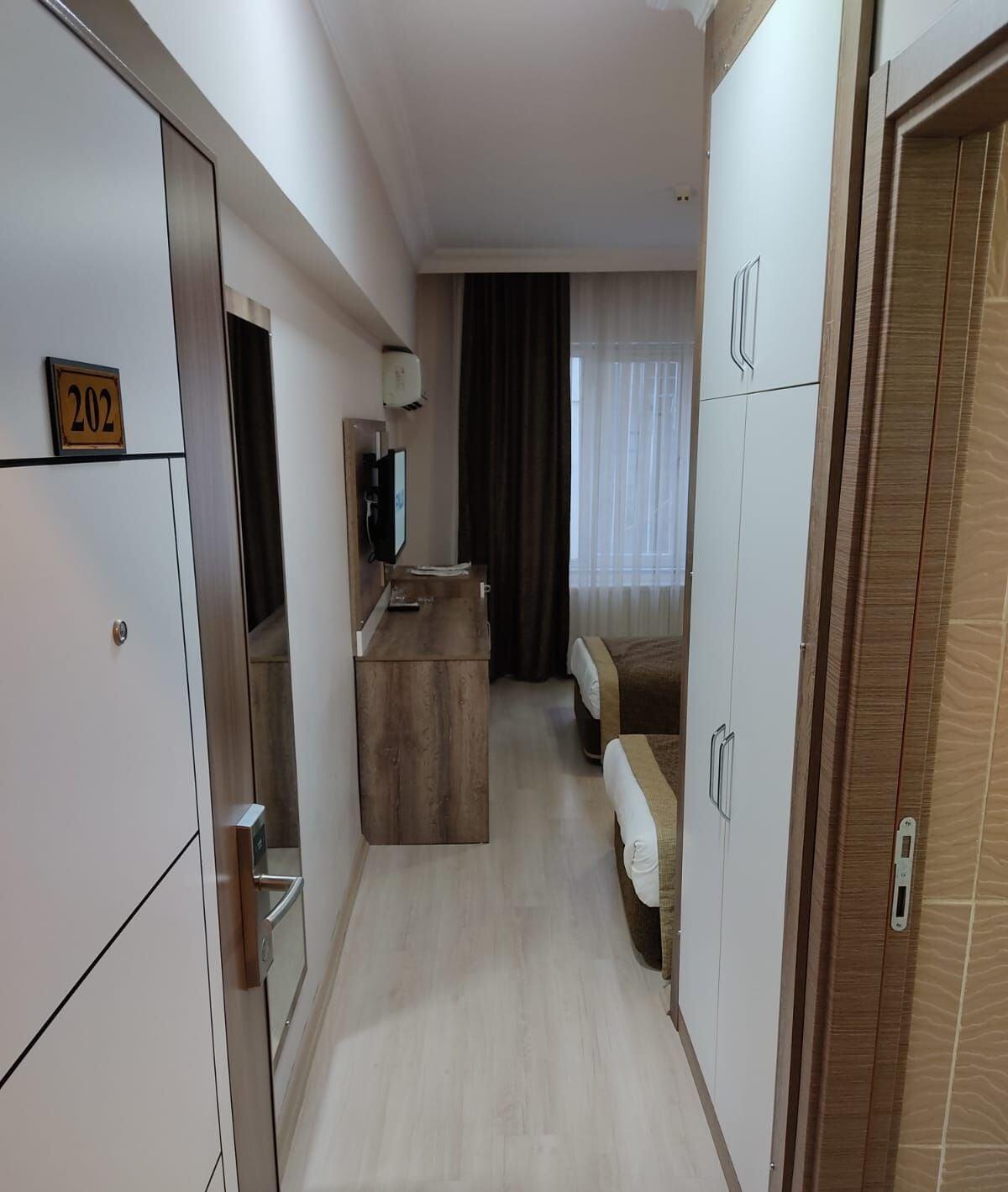 Dempa Hotel Istanboel Buitenkant foto