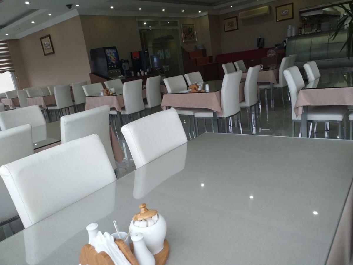 Dempa Hotel Istanboel Buitenkant foto
