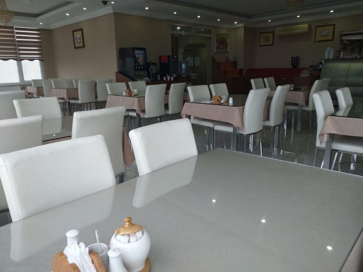 Dempa Hotel Istanboel Buitenkant foto