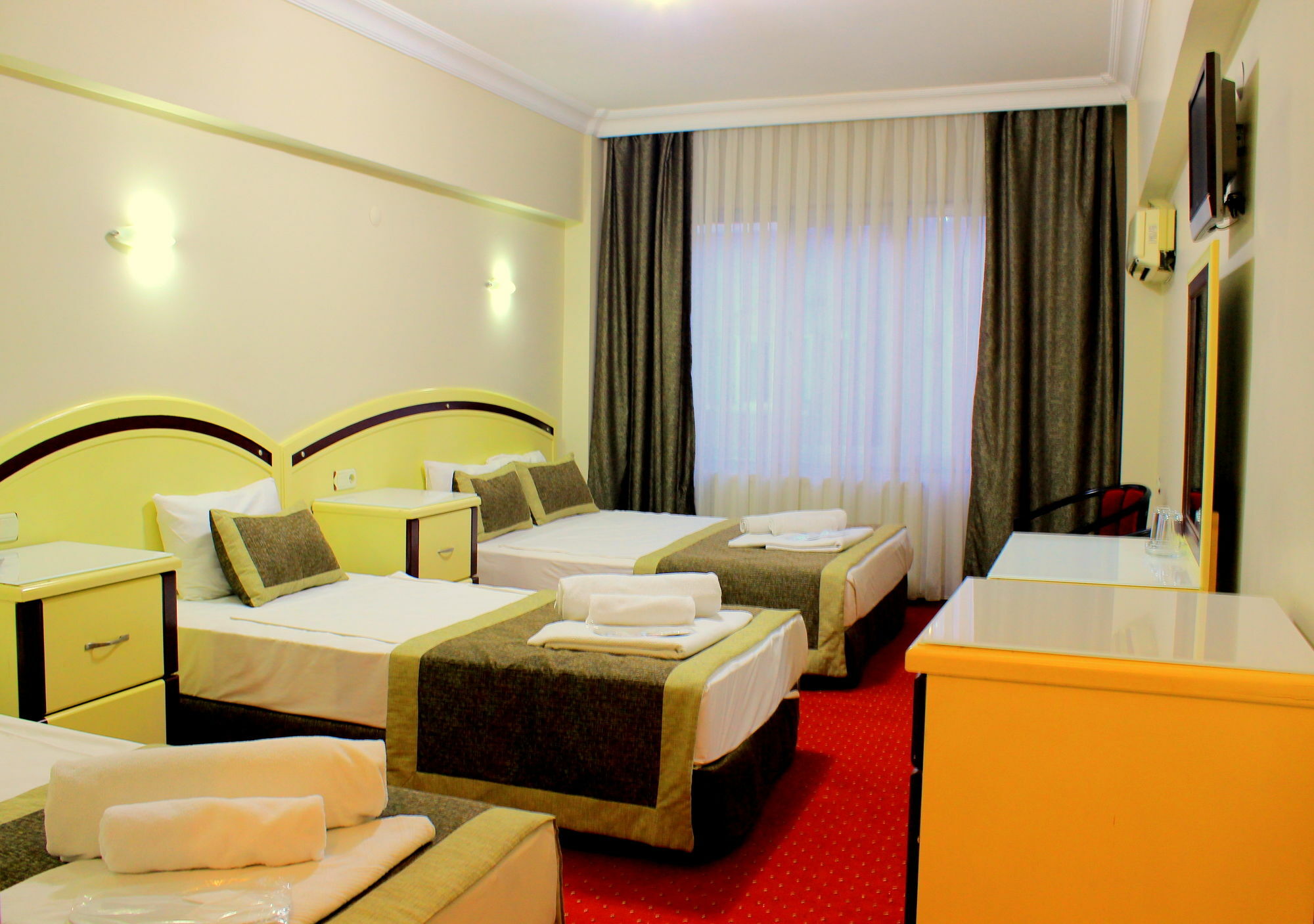 Dempa Hotel Istanboel Buitenkant foto