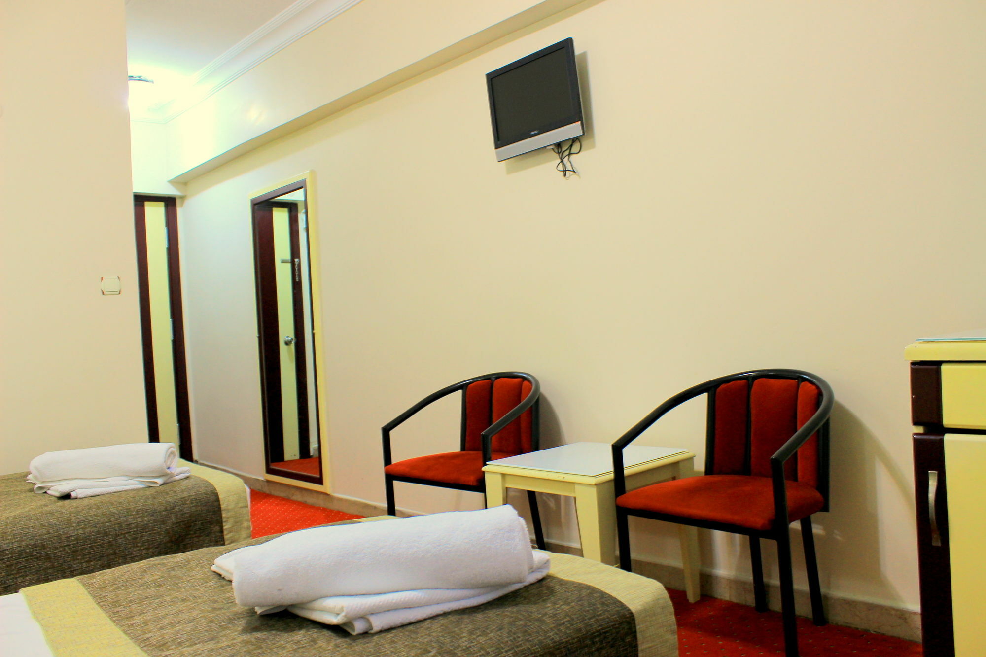 Dempa Hotel Istanboel Buitenkant foto